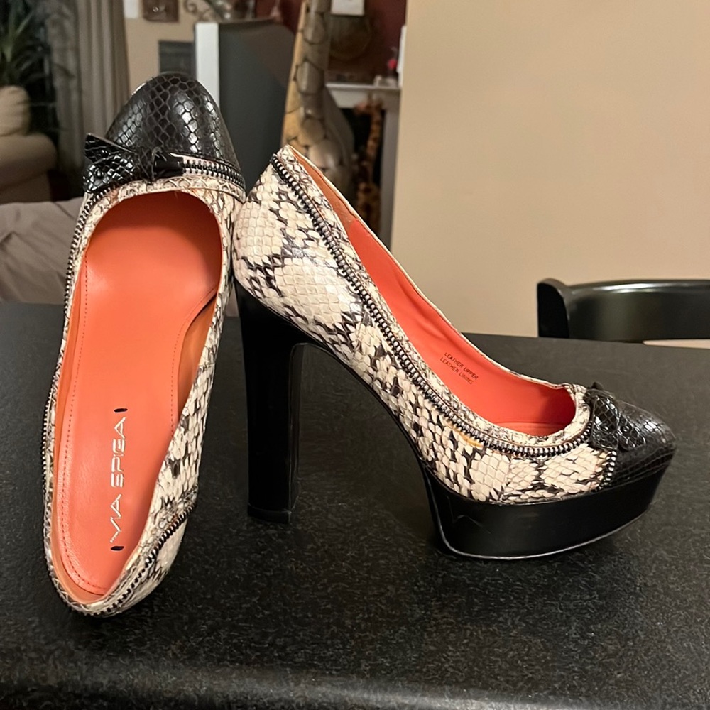 Shoes Via Spiga platform heels